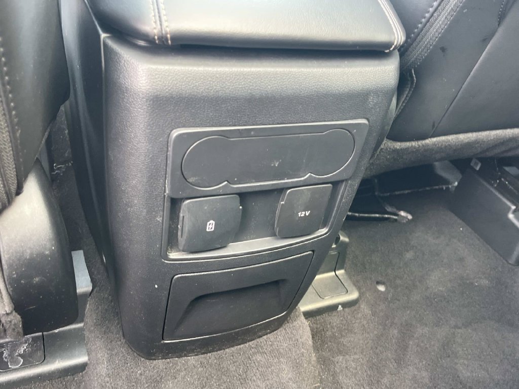 Used 2024 Ford Explorer XLT w/ Equipment Group 202A AWD/4WD image 25