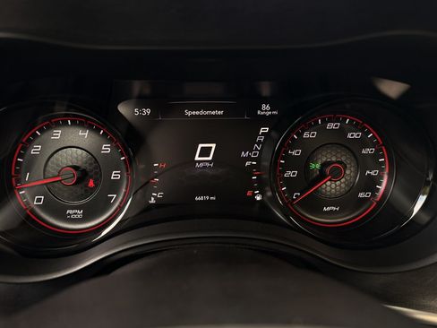 Used 2018 Dodge Charger R/T RWD image 13