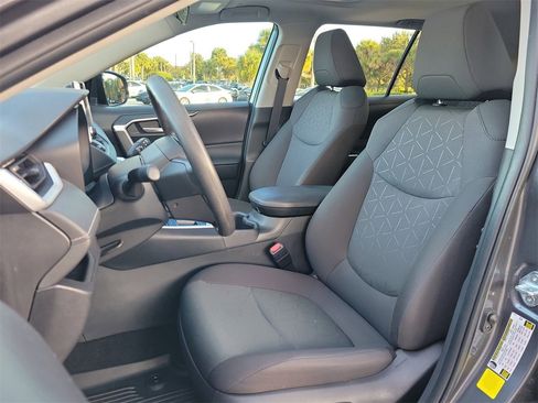 Used 2024 Toyota RAV4 XLE image 17
