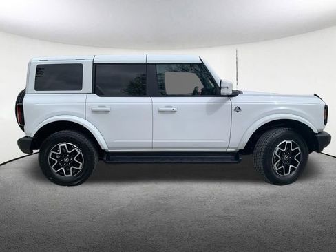 Certified 2025 Ford Bronco Outer Banks AWD/4WD image 15