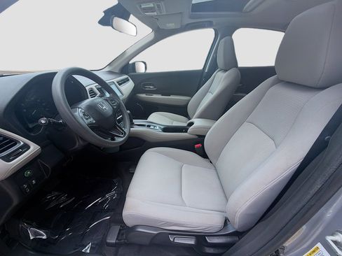 Used 2022 Honda HR-V EX image 18