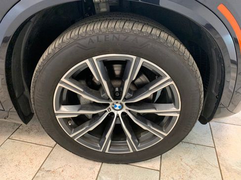 Used 2020 BMW X5 xDrive40i w/ M Sport Package AWD/4WD image 9