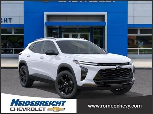 New 2025 Chevrolet Trax ACTIV w/ Sunroof Package image 8