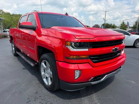 Used 2018 Chevrolet Silverado 1500 LT w/ All Star Edition AWD/4WD image 3