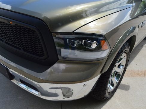 Used 2015 RAM 1500 Laramie w/ Convenience Group AWD/4WD image 2