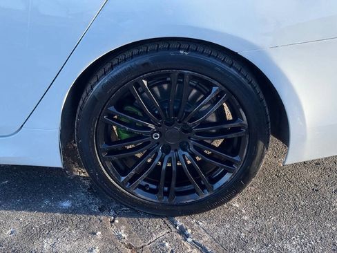 Used 2019 BMW 530i xDrive w/ M Sport Package image 38