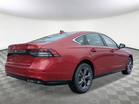 New 2026 Honda Accord EX-L image 5