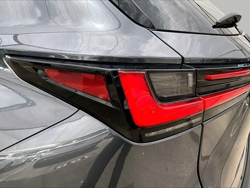 Used 2024 Lexus NX 250 FWD image 29