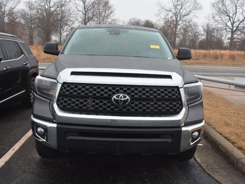 Used 2020 Toyota Tundra SR5 w/ SR5 Upgrade Package image 2