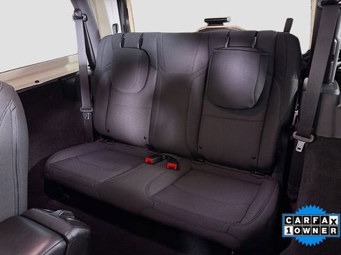 Used 2023 Jeep Wrangler Sport S image 25