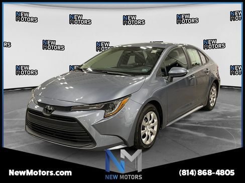 Used 2024 Toyota Corolla LE FWD image 1
