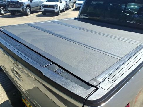 Used 2021 Ford F150 Lariat w/ Equipment Group 502A High AWD/4WD image 11