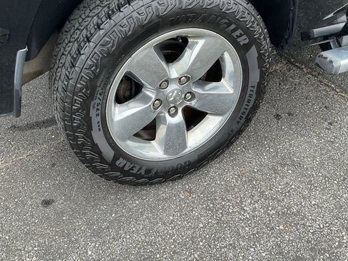 Used 2014 RAM 1500 Big Horn image 15