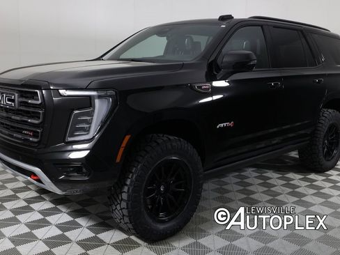 Used 2025 GMC Yukon AT4 Ultimate w/ LPO, Illumination Package image 9
