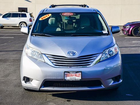 Certified 2017 Toyota Sienna LE image 2