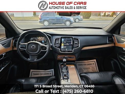 Used 2016 Volvo XC90 T6 Inscription w/ Vision Package image 27