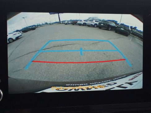 Used 2026 Toyota Sienna LE FWD image 13