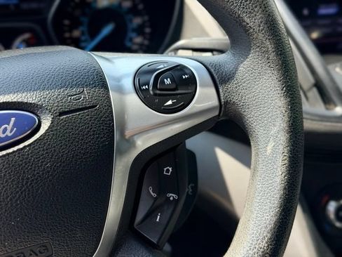 Used 2013 Ford Escape SE FWD image 9