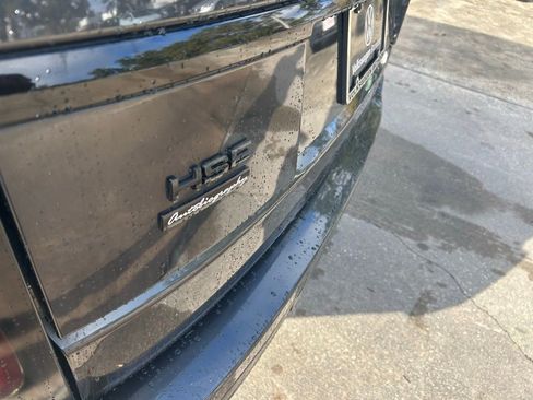 Used 2018 Land Rover Range Rover HSE image 24