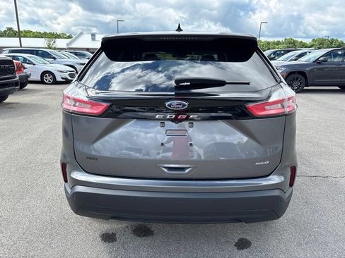 Used 2021 Ford Edge SE AWD/4WD image 4