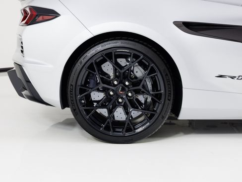 Used 2027 Chevrolet Corvette ZR1X AWD/4WD image 14