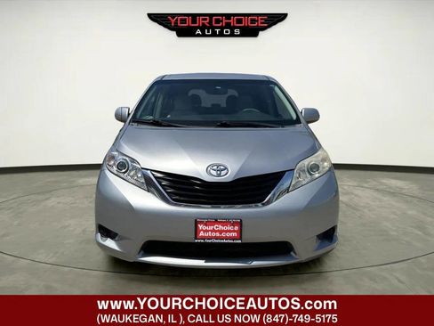 Used 2011 Toyota Sienna LE FWD image 9