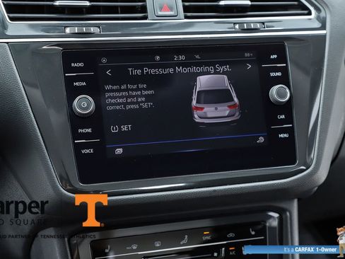 Used 2022 Volkswagen Tiguan SE image 64