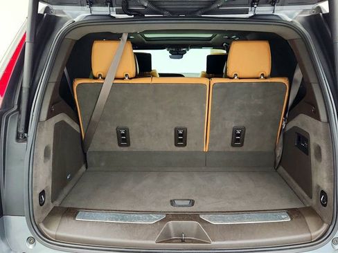 Used 2021 Cadillac Escalade Sport w/ Driver Assist Tech Package image 25