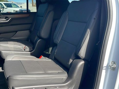 New 2026 GMC Yukon XL Denali w/ Denali Reserve Package image 14