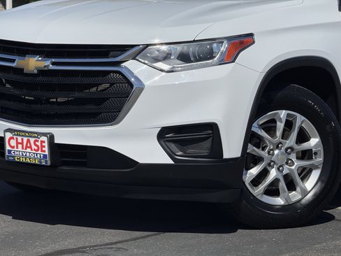 Certified 2020 Chevrolet Traverse LS AWD/4WD image 3