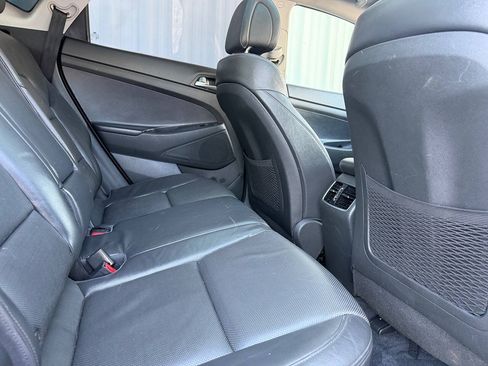 Used 2016 Hyundai Tucson Limited w/ Option Group 03 FWD image 21