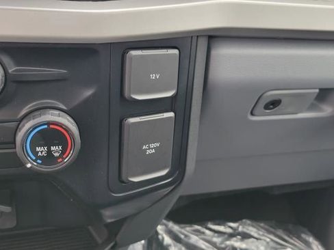 New 2025 Ford F250 XL w/ STX Appearance Package AWD/4WD image 28