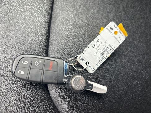 Used 2025 Jeep Compass Limited AWD/4WD image 80