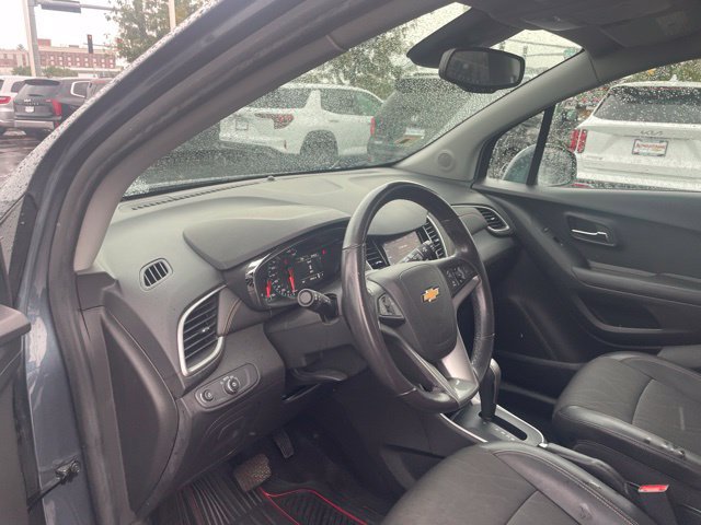 Used 2022 Chevrolet Trax LT w/ Driver Confidence Package AWD/4WD image 8