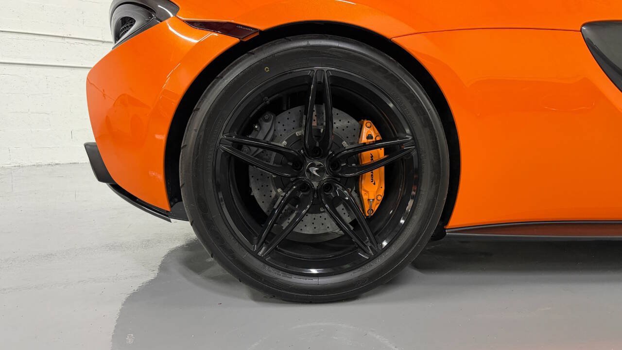 Used 2017 McLaren 570S Coupe RWD image 27