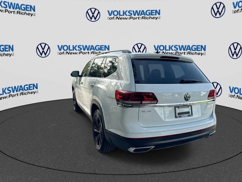 Used 2021 Volkswagen Atlas SE w/ Panoramic Sunroof Package FWD image 12