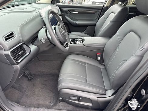 New 2025 VinFast VF 8 Eco AWD/4WD image 24