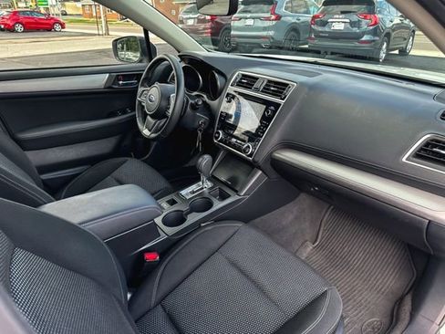 Used 2019 Subaru Outback 2.5i Premium image 24