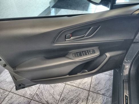 New 2026 Toyota Prius Plug-In Hybrid FWD image 13