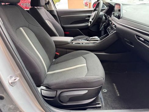 Used 2023 Hyundai Sonata SE w/ Cargo Package FWD image 16