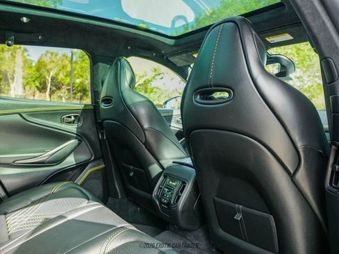 Used 2021 Aston Martin DBX AWD/4WD image 36