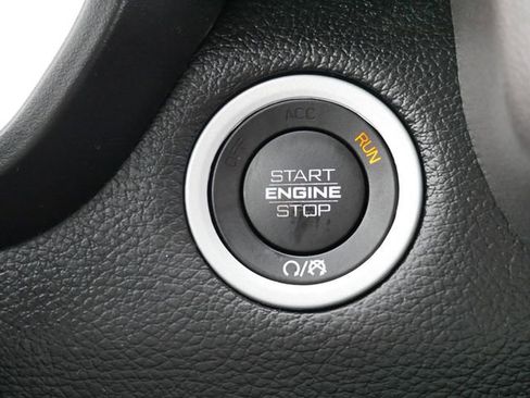 Used 2020 RAM 1500 Big Horn AWD/4WD image 30