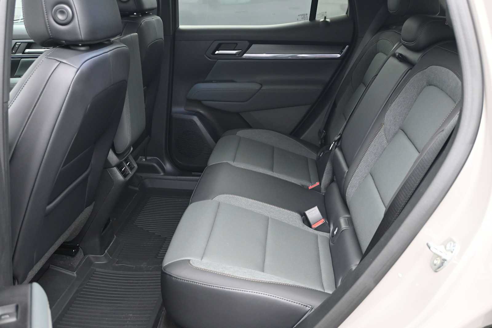 New 2027 GMC Terrain AT4 AWD/4WD image 25