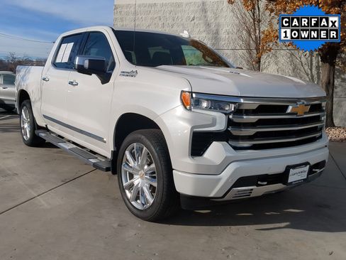 Used 2023 Chevrolet Silverado 1500 High Country w/ Technology Package image 8