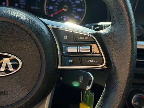 Used 2021 Kia Forte LXS FWD image 23