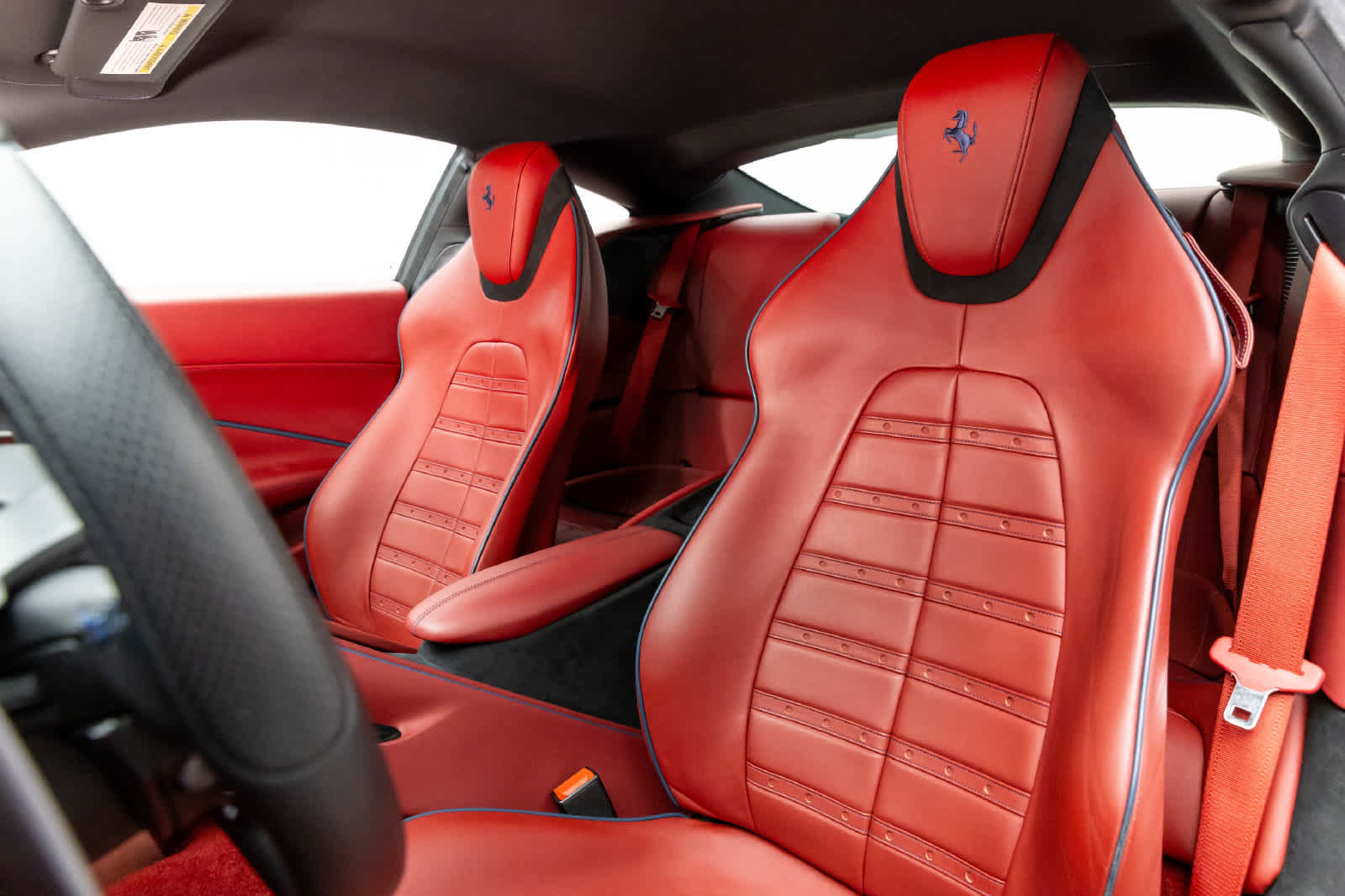 Used 2021 Ferrari Roma RWD image 12