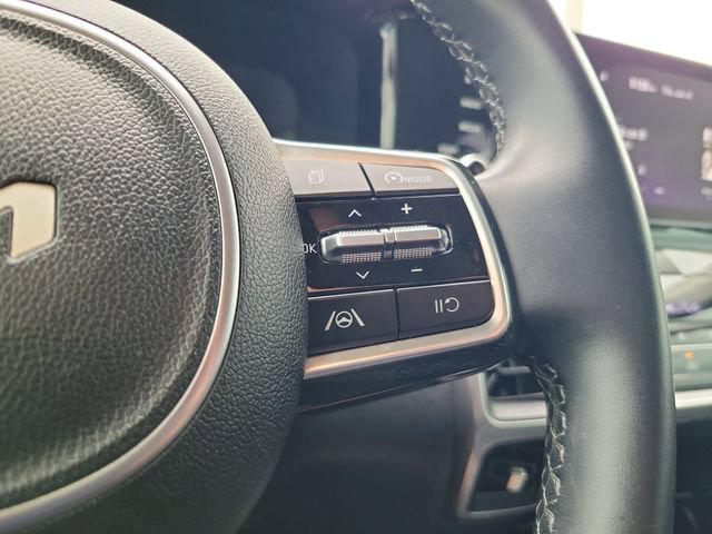 Used 2023 Kia Sorento S FWD image 22