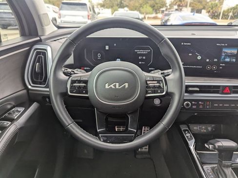 Certified 2024 Kia Sorento SX image 12