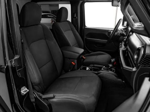 Used 2019 Jeep Wrangler Sport AWD/4WD image 41