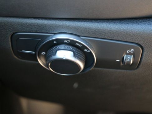 Used 2025 Alfa Romeo Tonale image 20